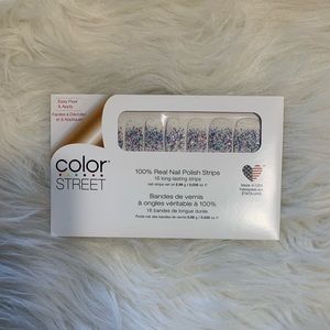 COLOR STREET - LESS BITTER, MORE GLITTER